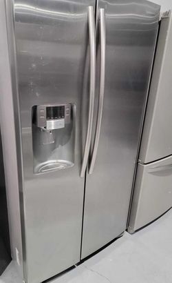 Samsung Side-by-Side Stainless Steel Refrigerator Fridge
