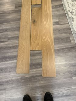 Oak Wood Floor. 3 $ Sq Ft. 200 Sq Ft