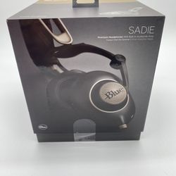 BLUE MICROPHONES SADIE OVER-EAR PREMIUM HEADPHONES WITH BUILT-IN AMP