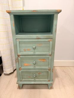 Rustic Distressed 3-Drawer Nightstand / Side Table