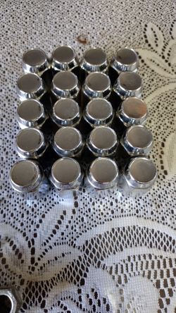 Chrome Lug Nuts 12x1.5