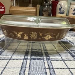 Vintage Pyrex Early American Divided Serving Dish 