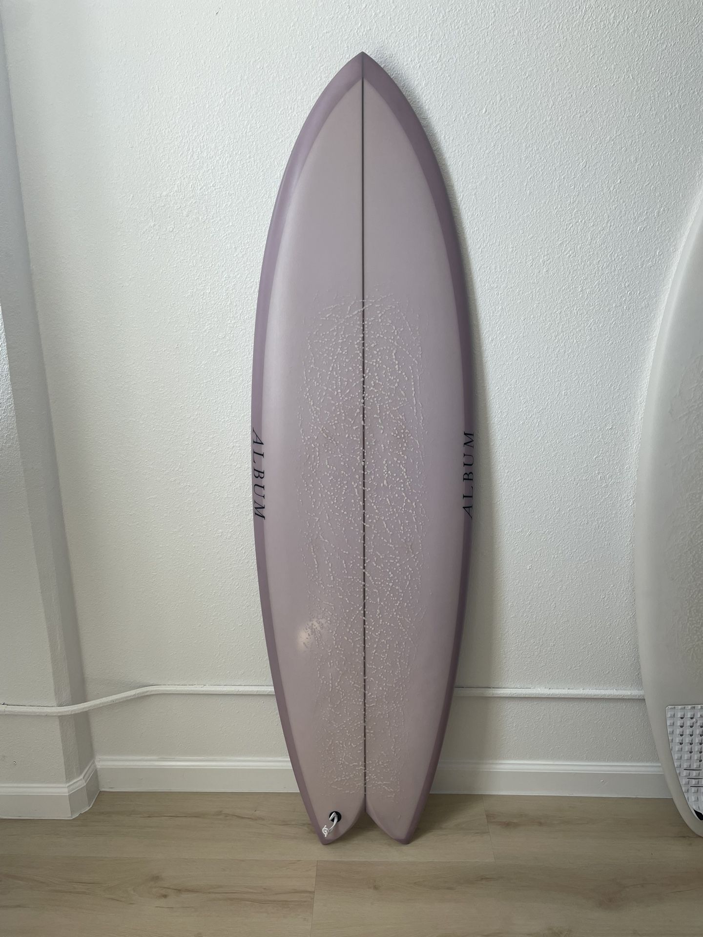5’6 Album Vesper Surfboard
