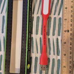 USB LED Light Lamp Portable Eye Care Mini Night w Flexible Arm Reading Lamps Book Light Laptop