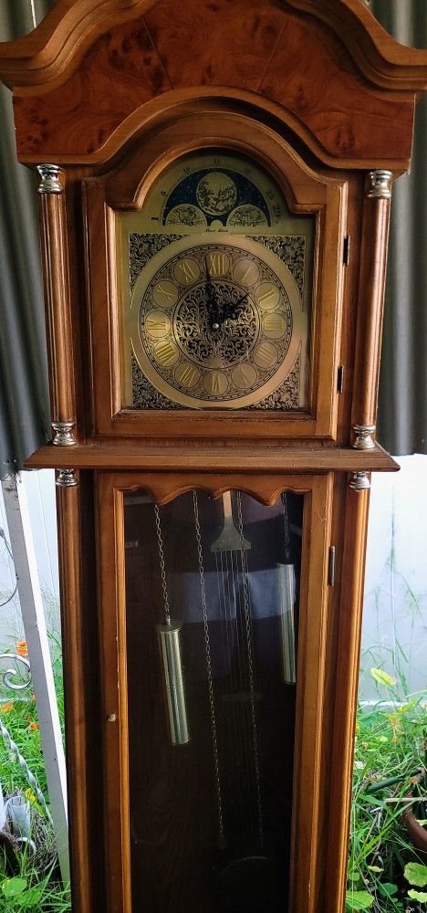 This Daniel Dakota Grandfather clock