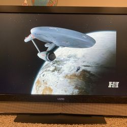 Vizio TV (42 Inch)