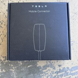 Tesla Mobile Connector Brand New 