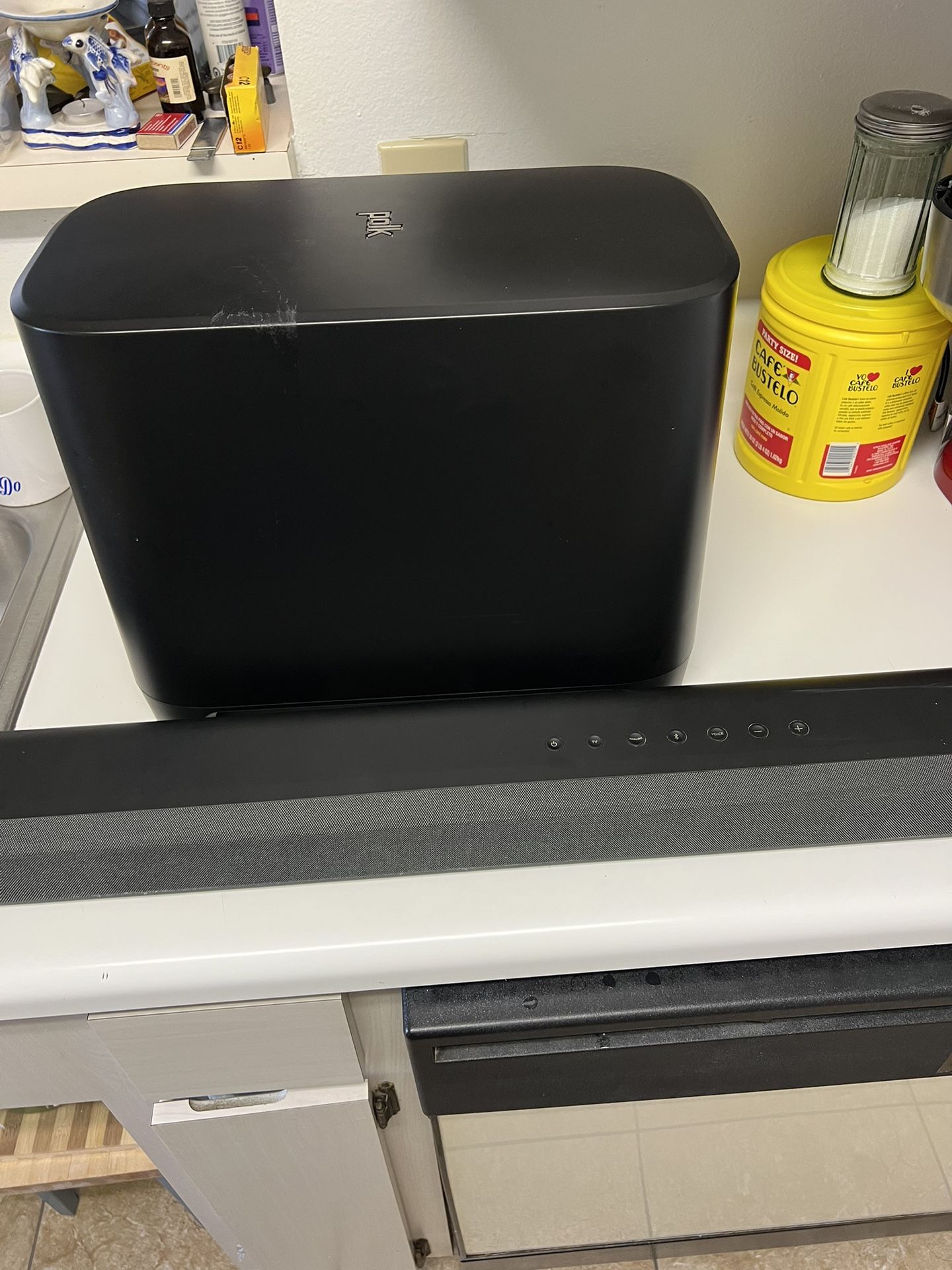 Sound Bar PolkAudio Dbrx1 Bluetooth, 2 Wireless Subwoofers Excellent Condition 