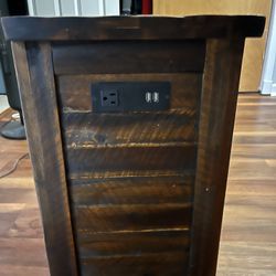 Nightstand 