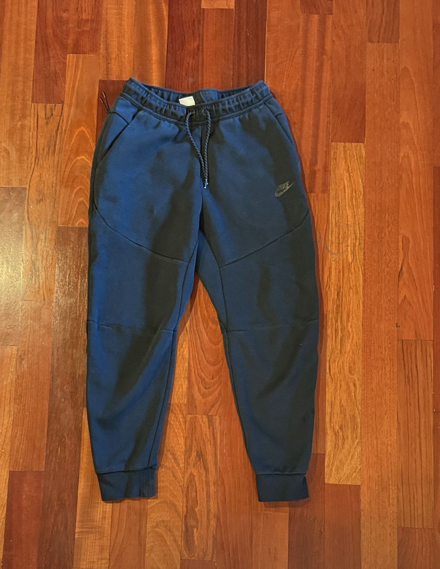 Men’s Nike Tech Fleece Joggers In black