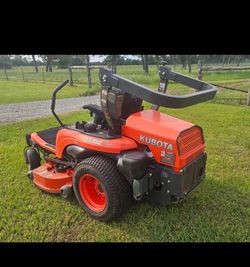 Kubota Zero Turn 48”