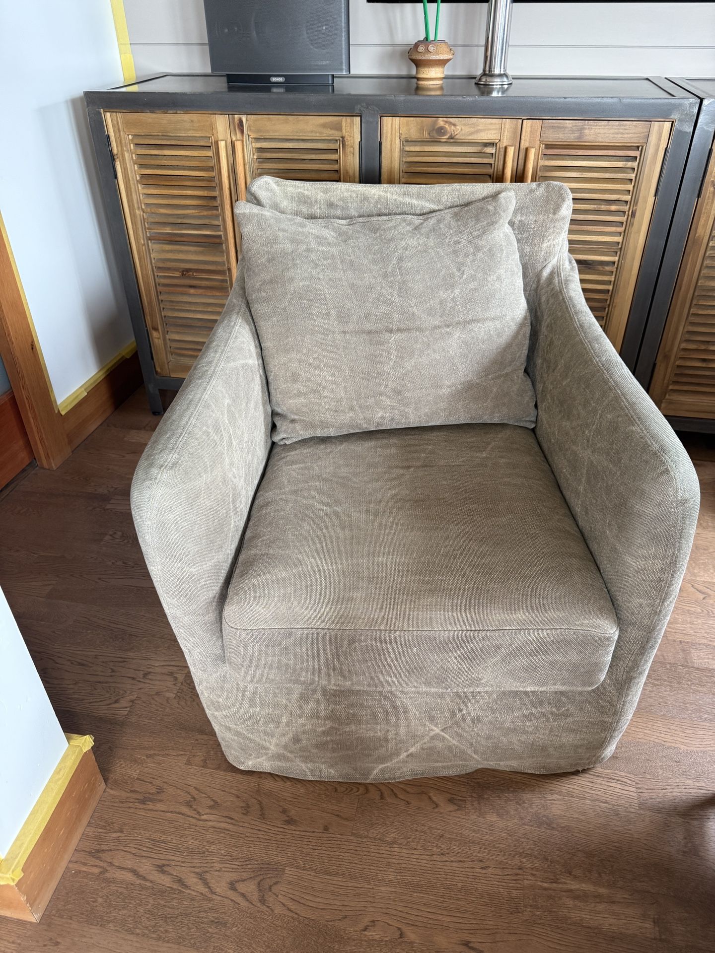 Swivel slip Cover comfortable chair 250.00
