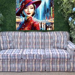 Multi Colored Striped Couch (Free Delivery 🚚)