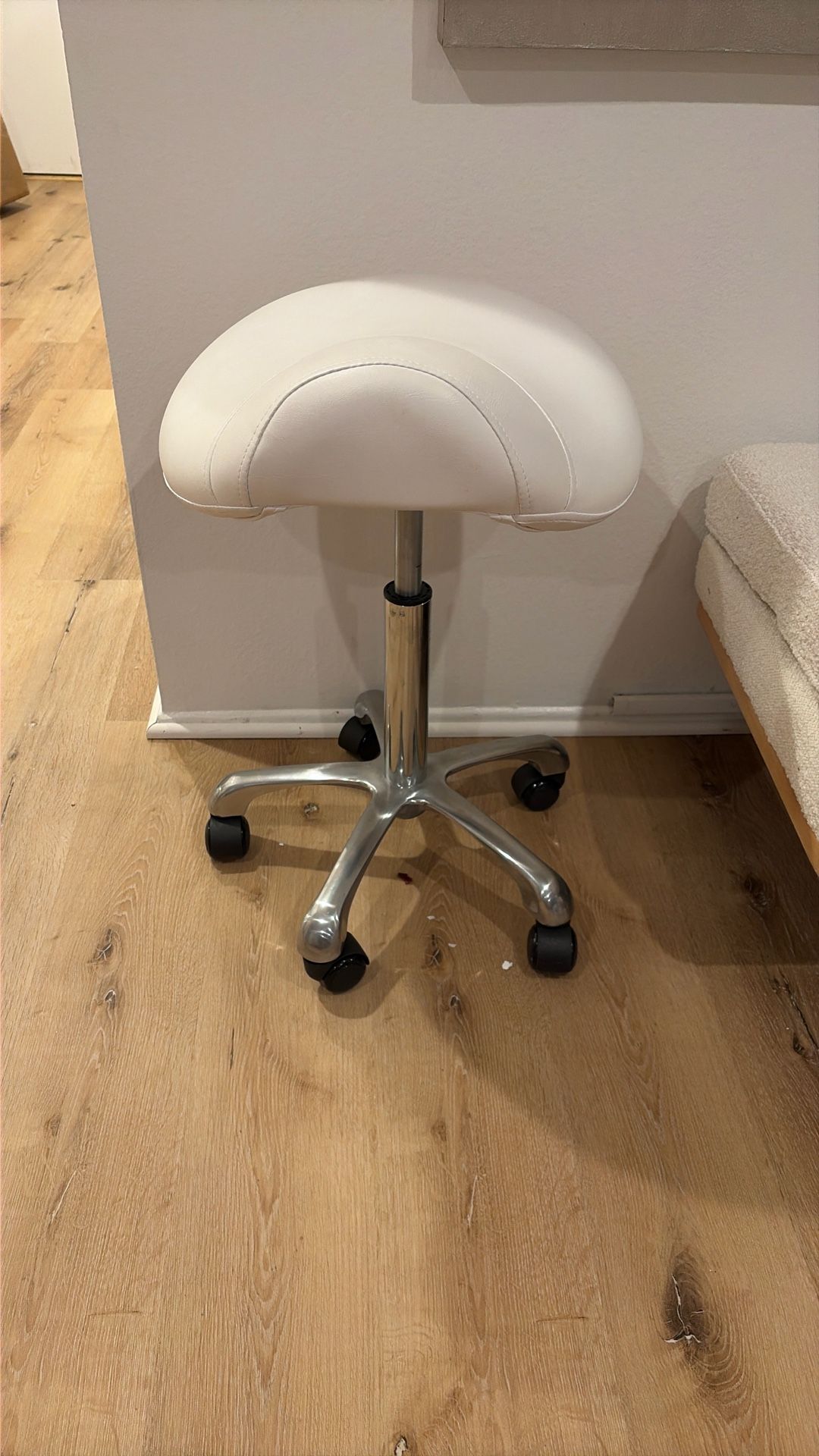 faux White Leather Stool