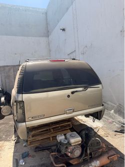2001 tahoe parts
