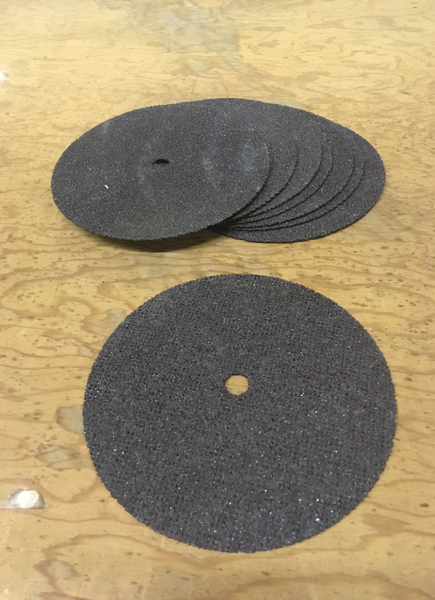 Cutting, grinding disks Sanding