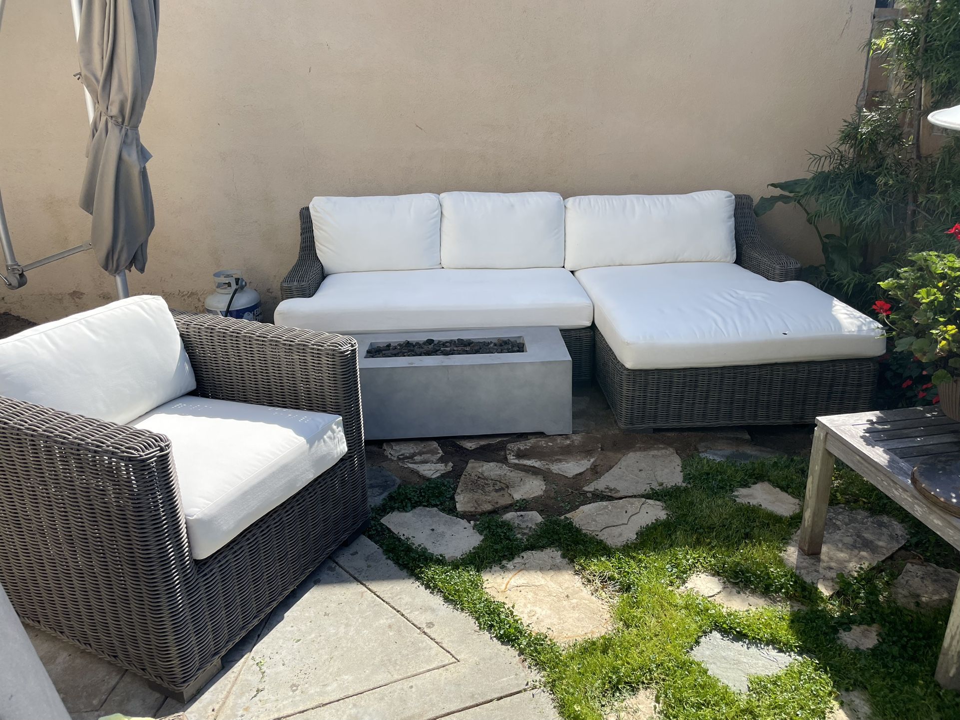 Pottery Barn Outdoor Patio Set— Sell Today for Sale in Torrance, CA