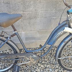Vintage cruiser bike