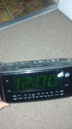 GE Alarm Clock Radio