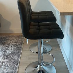 Bar Stools - Set of 2. Adjustable 