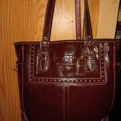 COACH PATENT LEATHER TOTE