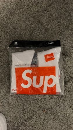 white supreme socks 2 pack brand new 30$