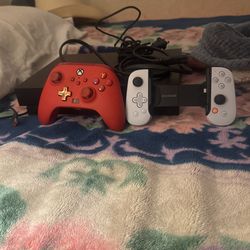 Xbox One X & PlayStation Backbone Bundle.