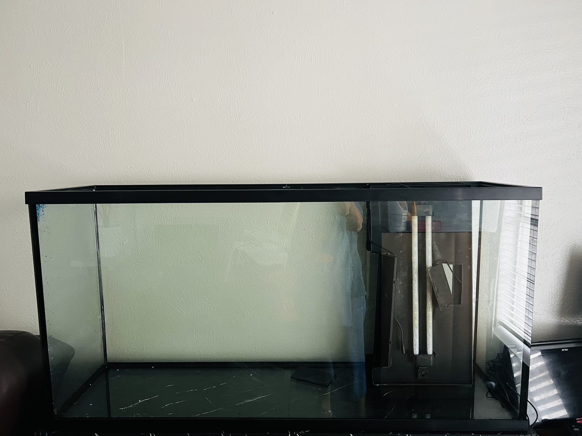 Fish Tank 55 Gallons
