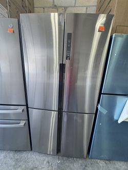 Refrigerator 