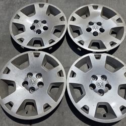 2008 Dodge Charger Hubcaps 