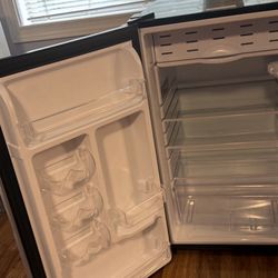 LIKE NEW 3.3 Cu Ft Stainless Steel Mini Fridge With Freezer