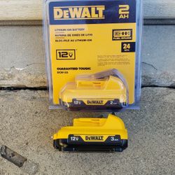 Dewalt 12v Batteries 2.0 And 3.0 Brand New Fits In The Laser