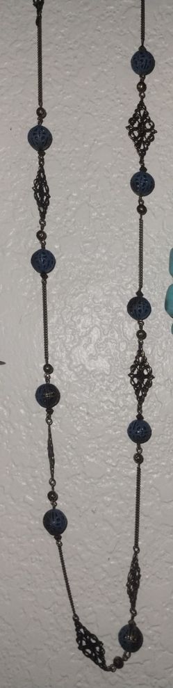 vintage necklace $4