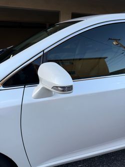 White Car Side Door Mirror with Turn Signal