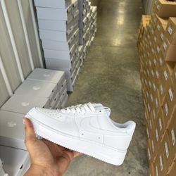 Nike Air Force 1 