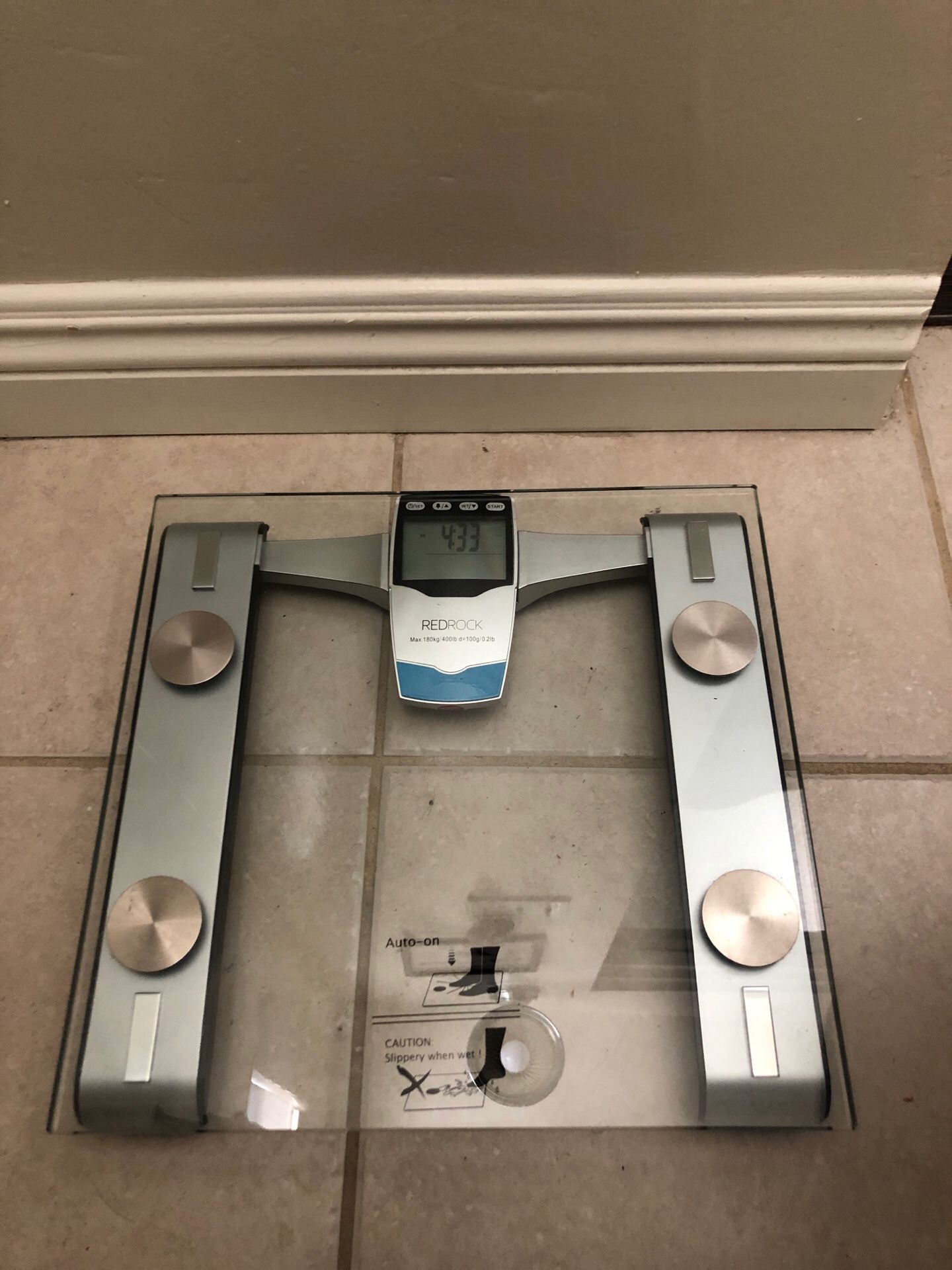 Glass bathroom scale