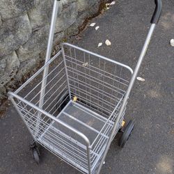 💥Collapsible 💥Wire Tote With Brake 