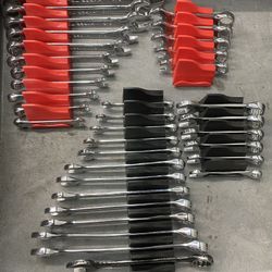 Wrench Set w/ Organizers 