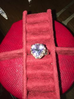 🦅925 silver ring with💎 beautiful stone it’s antique❣️