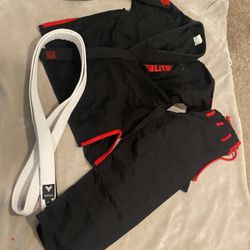 Men’s GI Size A3 (fits Like a Men’s Medium) 