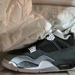 Jordan 4 Fear