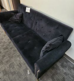 Velvet loveseat sofa with 2 pillows
