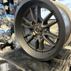 (Set of 4) Fuel D762 Clash 18x9 6x120 +1mm Black/Tint Wheels Rims 18" Inch