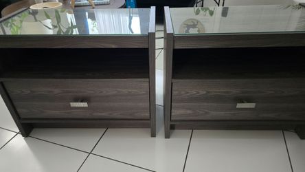 Ideaitalia Furniture  Set of Two Nightstands