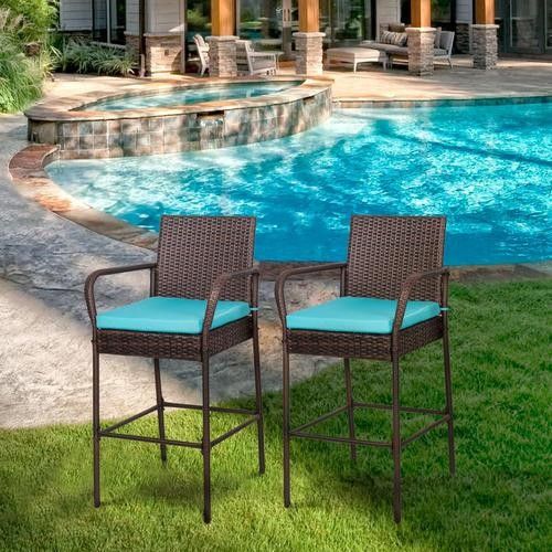 New 2 patio pool chairs