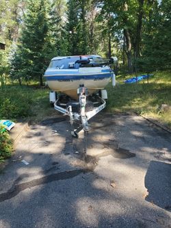 Glastron 175 Fish and Ski