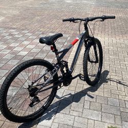 Mongoose Tervane 21 Speed Mountain Bike for Sale in Spring Hill