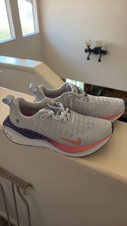 Women's 7 M Nike ReactX Infinity Run 4 Running Galaxy FQ8777-085 Gray Pink Shoes