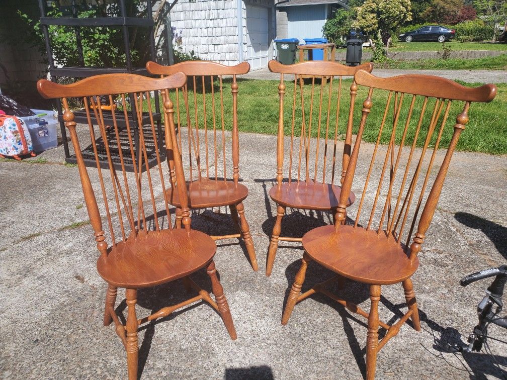 4 Matching Dining room Chairs -FREE!!