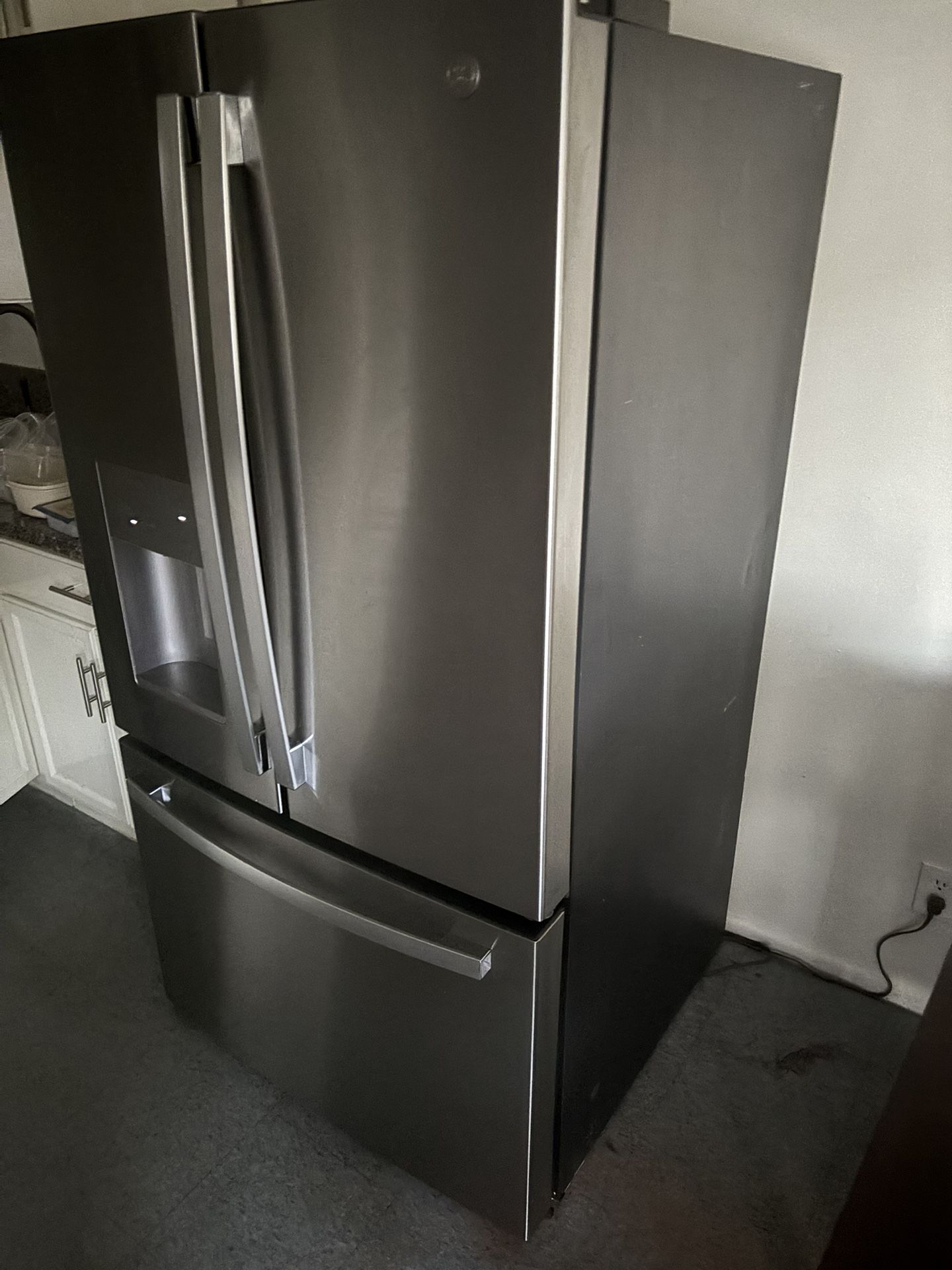 GE Fridge